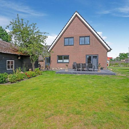 Charming Villa In Lemele With A Nice Garden Exterior foto